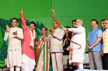 PM Modi attends  Dussehra