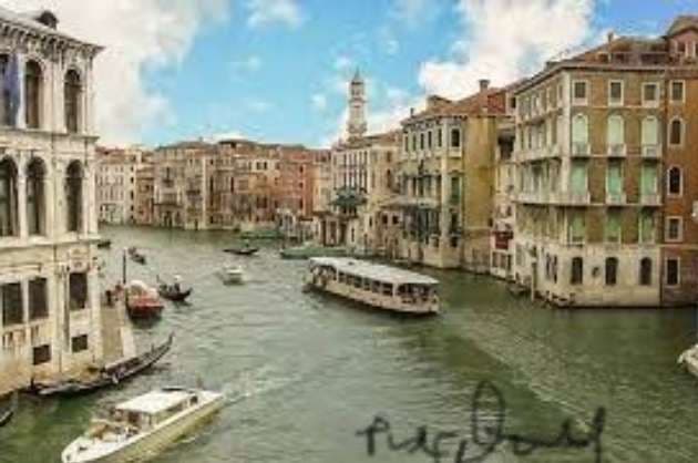 Venice     a tourist   s paradise