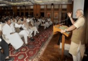 Think above politics: Modi urges NDA MPs