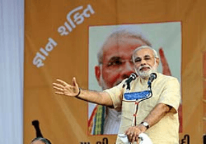 Modi lauds Sardar Patel, targets Congress over '84 riots