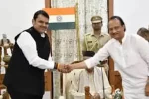 Devendra Fadnavis gains C