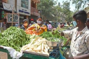 Incessant rains increase vegetable rates in K taka