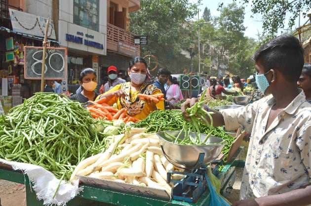 Incessant rains increase vegetable rates in K taka