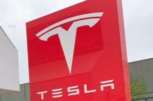 Tesla deploying Starlink satellite internet systems at Supercharger stations