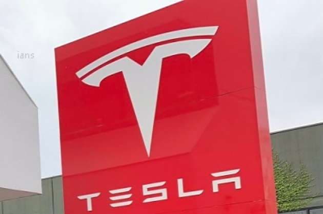 Tesla deploying Starlink satellite internet systems at Supercharger stations