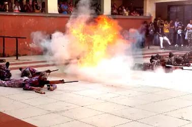 War demonstration at SIES