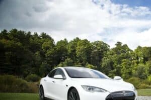 Tesla may set base in Gujarat