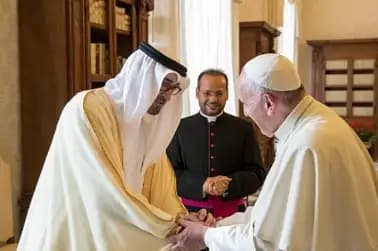 UAE press lauds  Pope Fran