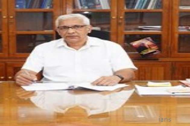 Congress asks Kerala Guv  not to behave like a child