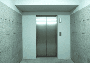 Lift Mishap kills 24 year old girl