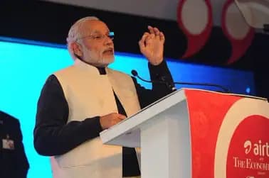 Modi lauds India s econom
