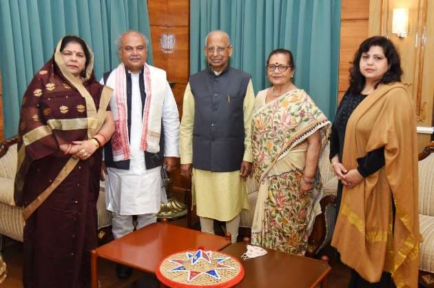 Govt ready to talk to farmers on 3 farms laws  Tomar