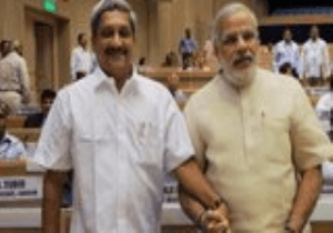 Need to be vigilant in present security environment: Parrikar