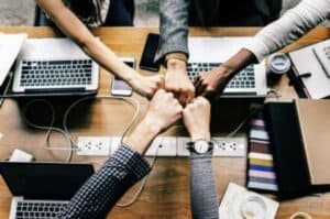 Only 29  IT workers wish to stay with current employers globally