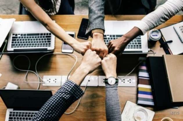 Only 29  IT workers wish to stay with current employers globally