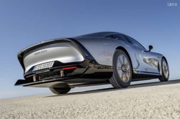 Mercedes Benz EV threatens Tesla with record 1 000 KM on single charge