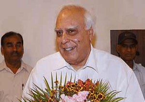 Sibal slams Modi, says BJP leader will carry riots baggage