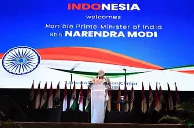 Modi addresses Indian com