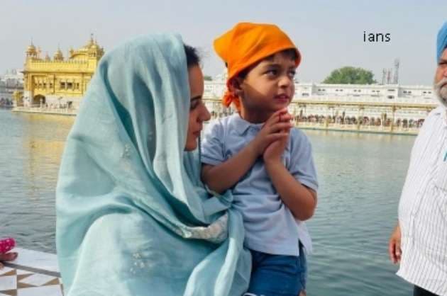 Kangana  speechless and stunned with Golden Temple s beauty