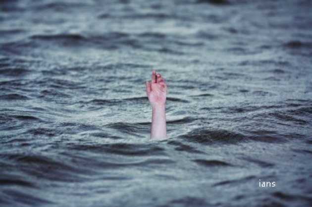 Four of a family die by suicide in Hyderabad