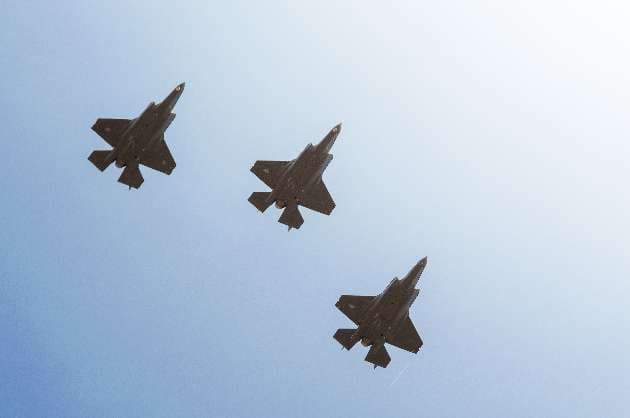 US fighter jets intercept Russian reconnaissance aircraft off Alaska