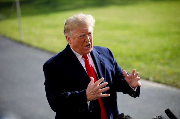Trump signs executive order on policing