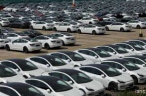 Social distancing  TN govt officials inspect auto plants