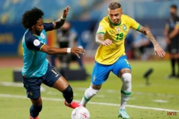 Ecuador hold Brazil to reach Copa America last eight