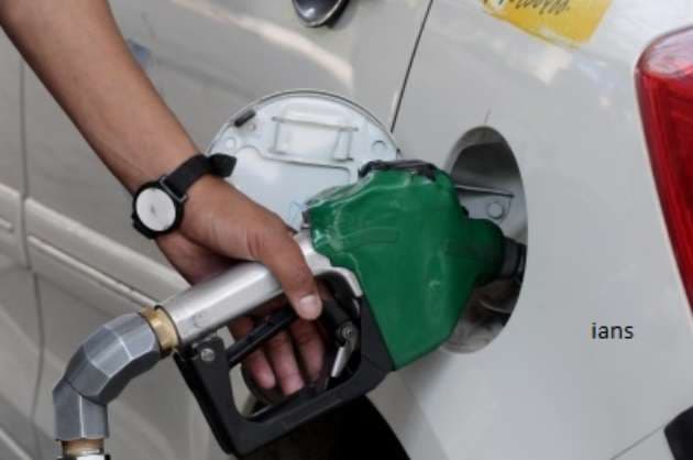 Fuel prices remain unchanged on Saturday