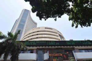 Markets in a positive note on Wednesday morning