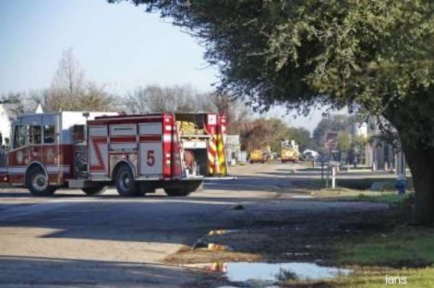 2 dead  30 hospitalised after chemical leak in Texas