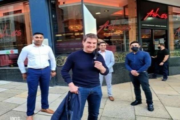 Tom Cruise tucks away 2 Chicken Tikka Masalas at Asha Bhosle s restaurant in Birmingham