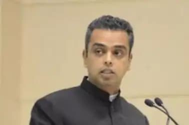 Milind Deora Praises Modi