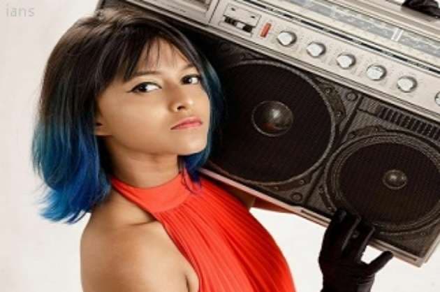 Manike Mage Hithe  first Sri Lankan song to go global  Yohani