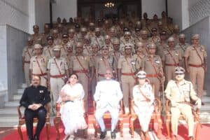 Governor presents President’s Police Medals to 115  Police Officers, Personnel