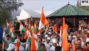 Jammu and Kashmir: LG Manoj Sinha Led a ‘Tiranga Rally’ in Srinagar, Thousands of People Participated