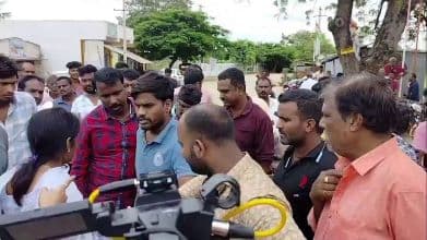 Alleged Attacks on Women Journalists in Telangana; Scribes Seek Rahul and Priyanka’s Intervention