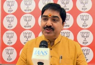 Maharashtra is First State to Declare Indigenous Cows ‘Rajya Mata’, BJP Welcomes the Move