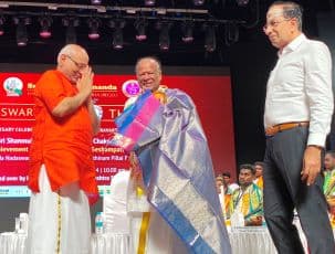 Nadaswaram Festival: Maha Governor Presents Lifetime Achievement Award to Sivalingam; Fellowships for 50 Young Artists