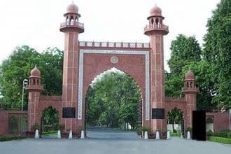 Supreme Court Overturns 1967 Order Denying Minority Status to Aligarh Muslim University; New Bench to Decide