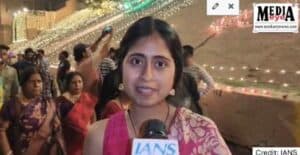 Dev Deepawali: Ghats in Kashi Illuminated; Yogi’s Words ‘Batoge Toh Katoge’ Displayed