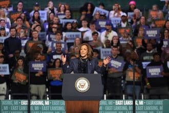 Harris Does Not Mention Trump in Final Pitch to Michigan Voters, Says ‘Momentum Is On Our Side’