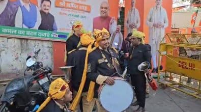 BJP’s Chandrabhanu Paswan Consolidates Lead Over SP’s Ajit Prasad in Milkipur Bypoll