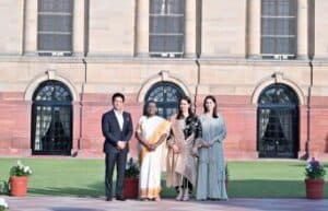 Sachin Tendulkar, Family Visit Rashtrapati Bhavan,  Says President Murmu Made it Special