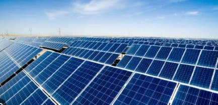 India Hits 100 GW Solar Power Capacity Milestone, Local Manufacturing Surges