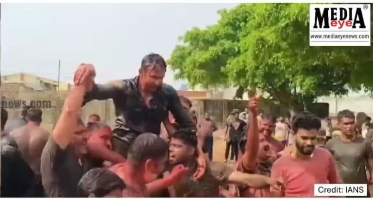 At Uttar Pradesh’s Sambhal, Singham CO Anuj Chaudhary and Other Officials Celebrate Holi with Dance and Festivities