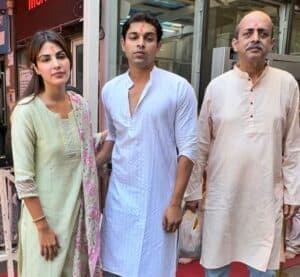 Rhea Chakraborty Visits Siddhivinayak Temple After Clean Chit in Sushant Singh Rajput Case