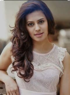 Actress Ranya Tells DRI She is Freelance Realtor in Dubai; Confesses to Smuggling 17 Gold Bars