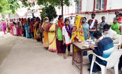 Women Own 39.2 Pc of All Bank Accounts in India, Highest in Rural Areas: Government Data