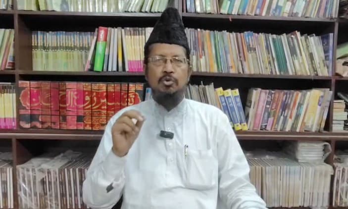 'Waqf Bill Will Benefit Muslims, No Threat to Religious Sites,' Says Shahabuddin Razvi